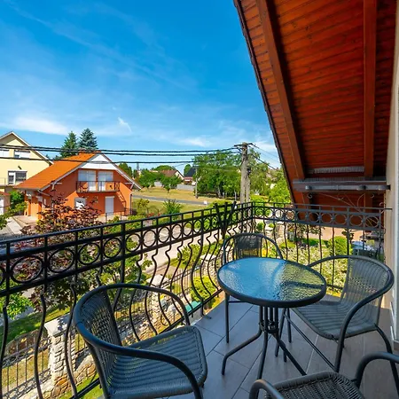 Helka Apartmanhaz Appartement *