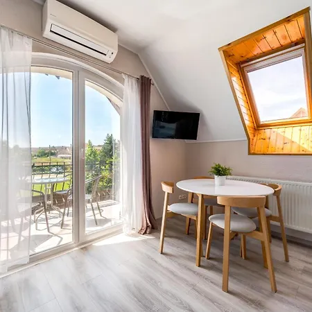 Helka Apartmanhaz *