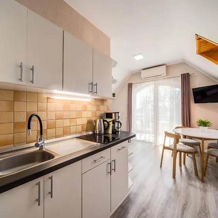 Helka Apartmanhaz Balatonlelle