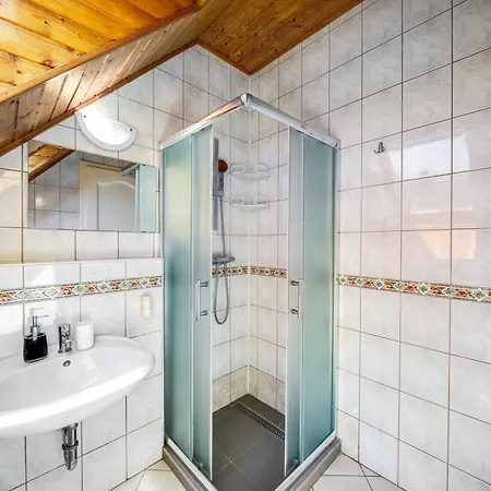 Helka Apartmanhaz *