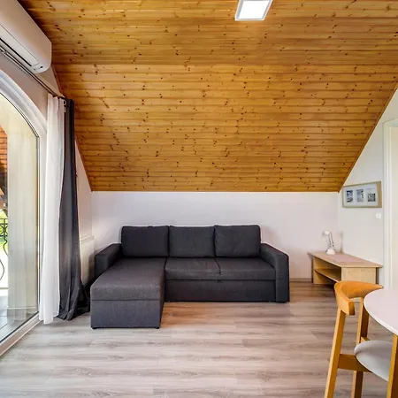 Apartmán Helka Apartmanhaz *