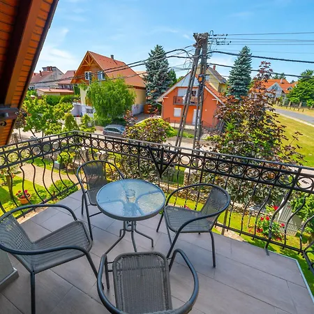 Helka Apartmanhaz Balatonlelle