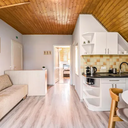 Appartement Helka Apartmanhaz Balatonlelle