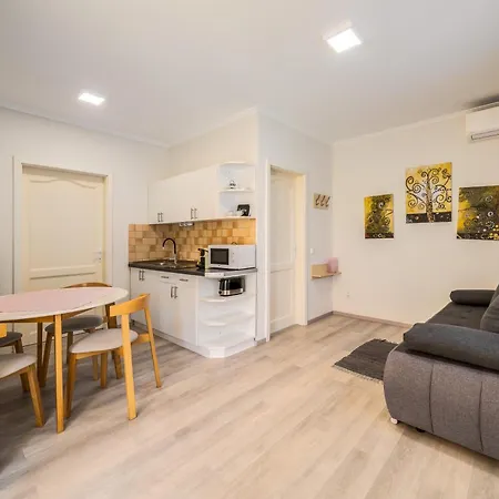 Helka Apartmanhaz