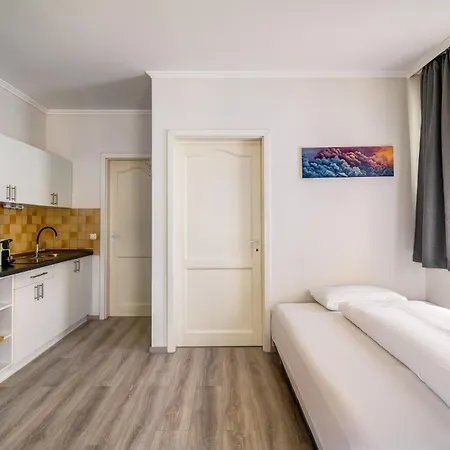 Apartment Helka Apartmanhaz Balatonlelle