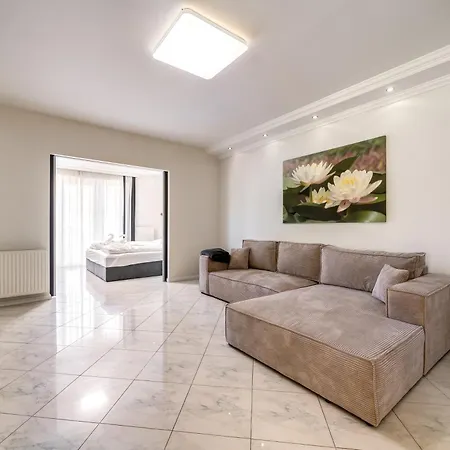 Appartement Helka Apartmanhaz *