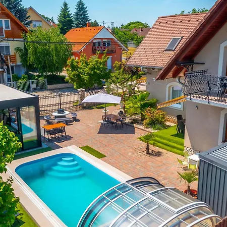 Helka Apartmanhaz Appartement Balatonlelle