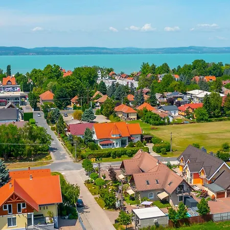 Helka Apartmanhaz Appartement *