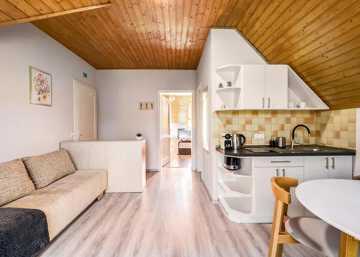 Daire Helka Apartmanhaz Balatonlelle